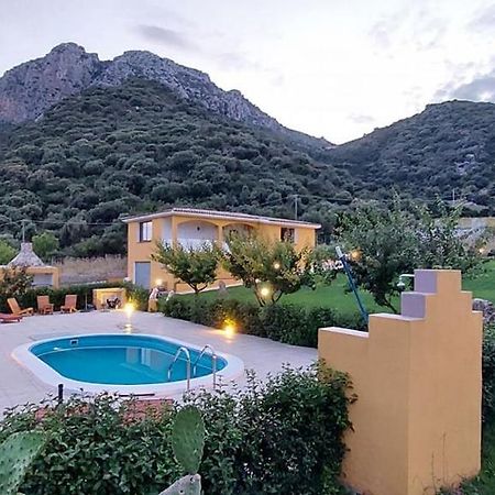 Indipendente Con Piscina Uso Esclusivo Internet Illimitato Villa Siniscola Ngoại thất bức ảnh