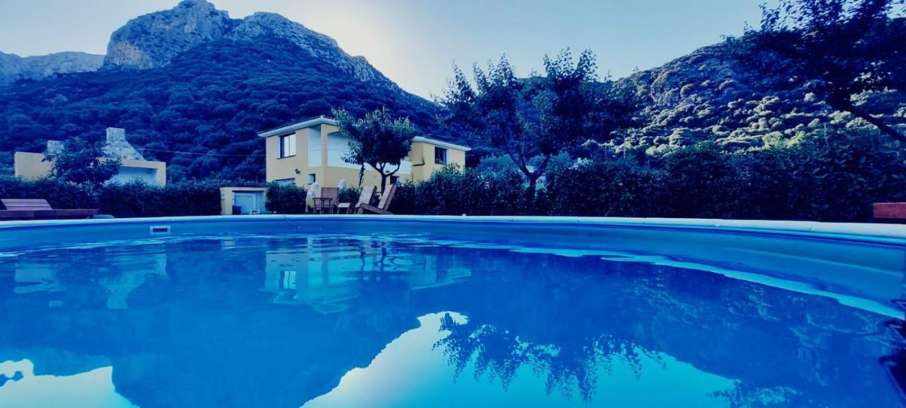 Indipendente Con Piscina Uso Esclusivo Internet Illimitato Villa Siniscola Ngoại thất bức ảnh