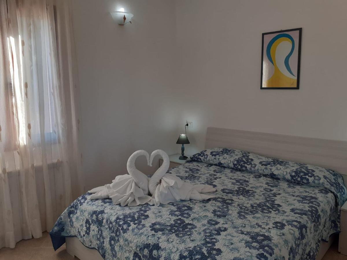 Indipendente Con Piscina Uso Esclusivo Internet Illimitato Villa Siniscola Ngoại thất bức ảnh