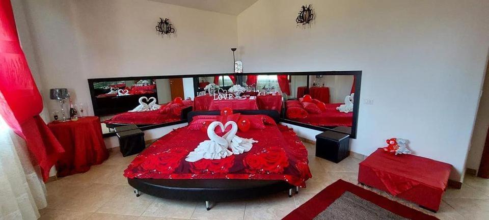 Indipendente Con Piscina Uso Esclusivo Internet Illimitato Villa Siniscola Ngoại thất bức ảnh