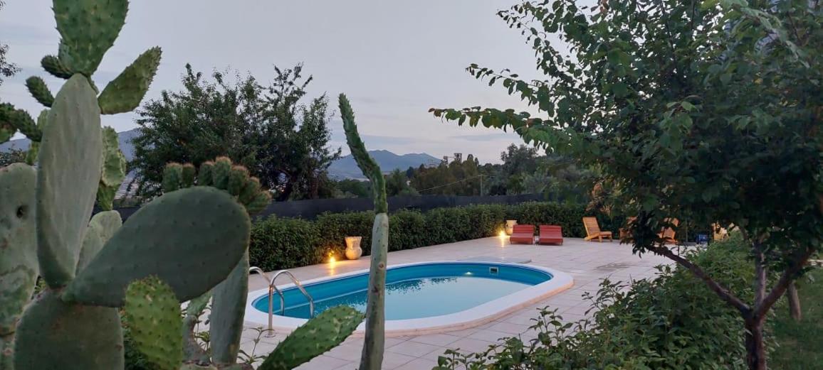 Indipendente Con Piscina Uso Esclusivo Internet Illimitato Villa Siniscola Ngoại thất bức ảnh